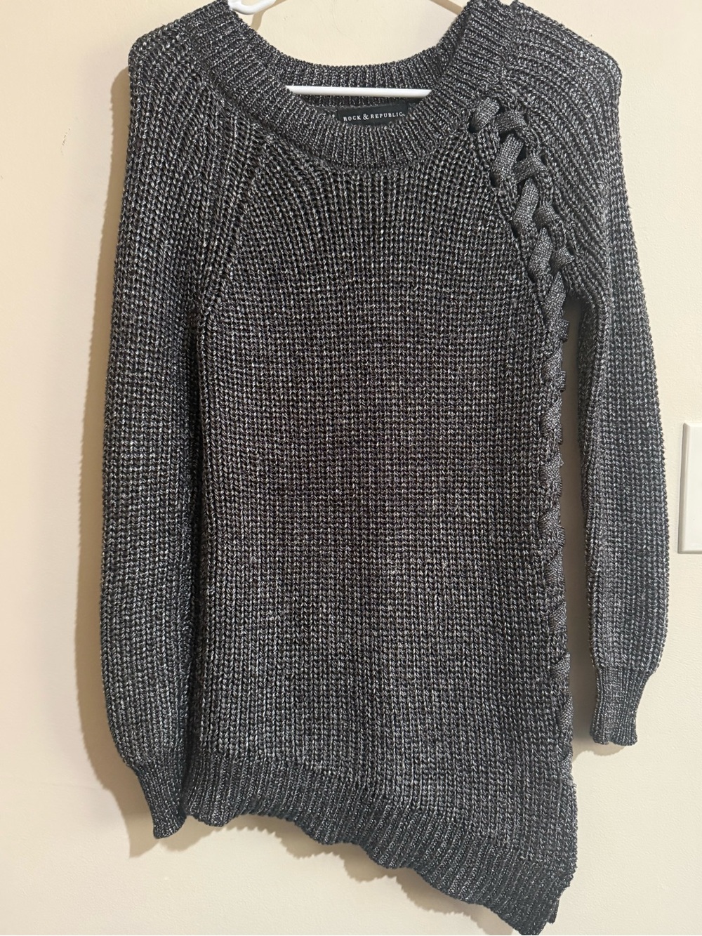 Rock & Republic Charcoal Gray Cable-Accent Crewneck Sweater